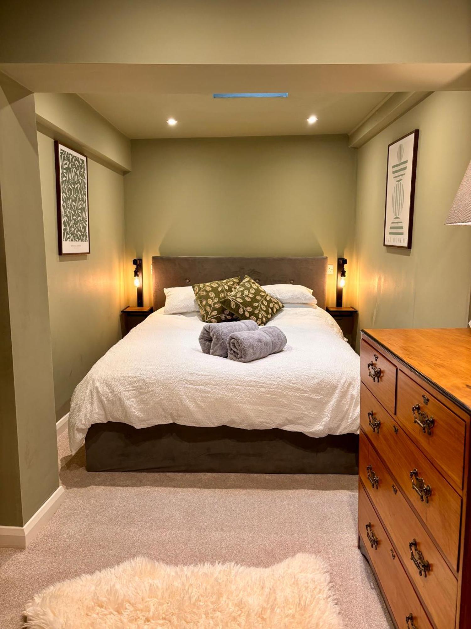 Viaduct River View & Outdoor Bath - Couples Retreat Calstock Bagian luar foto