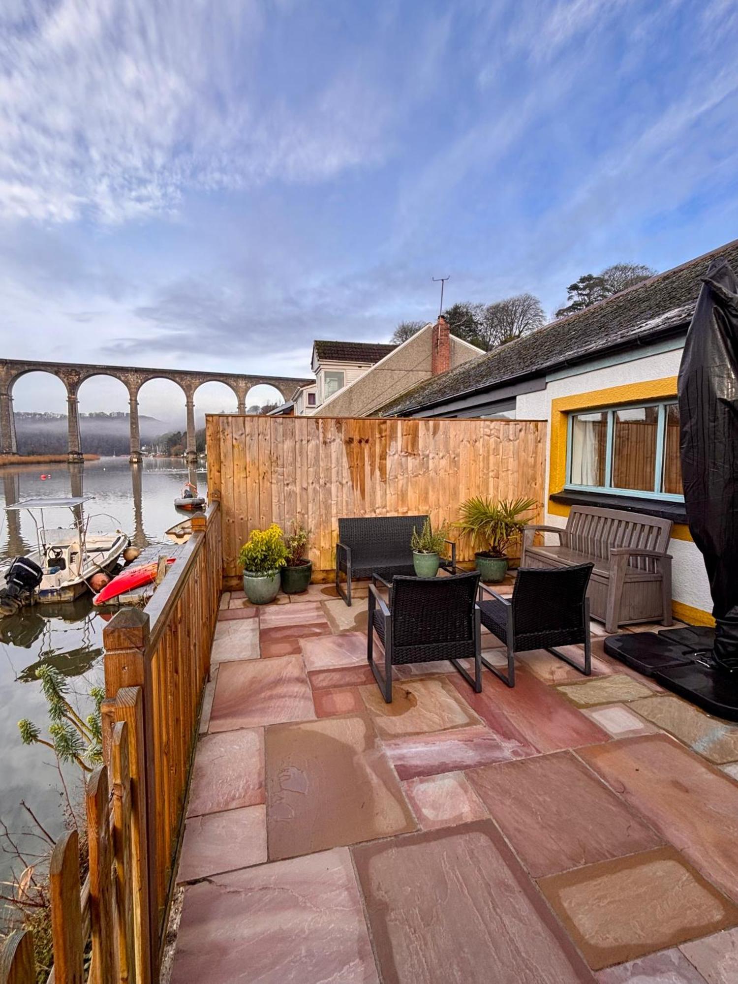 Viaduct River View & Outdoor Bath - Couples Retreat Calstock Bagian luar foto